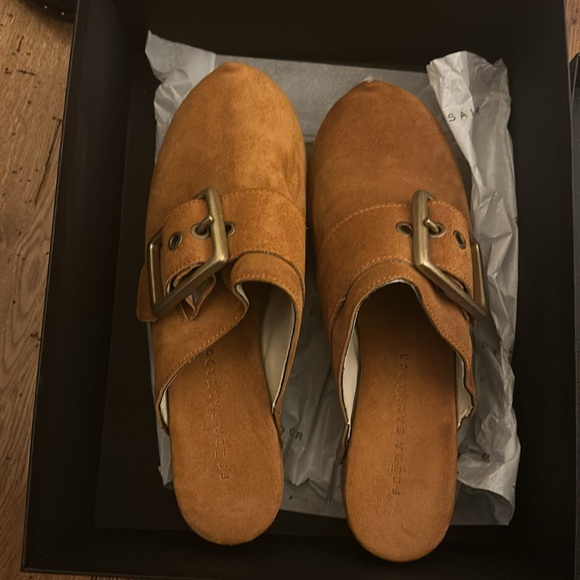 FRĒDA salvador jazz buckle clog - Picture 11 of 11